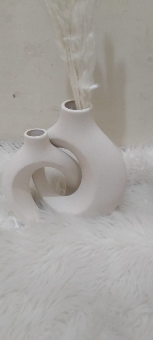 2-in-1 Ceramic Circular Hollow Vase