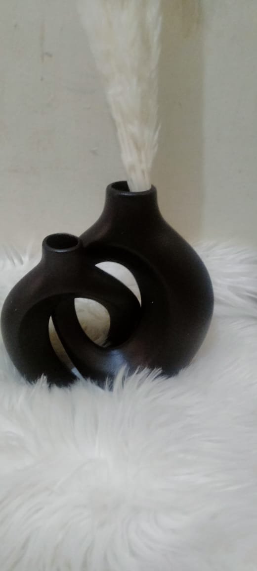 2-in-1 Ceramic Circular Hollow Vase