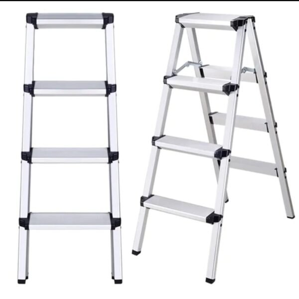 4-Step Aluminium Folding Ladder – Safe & Sturdy